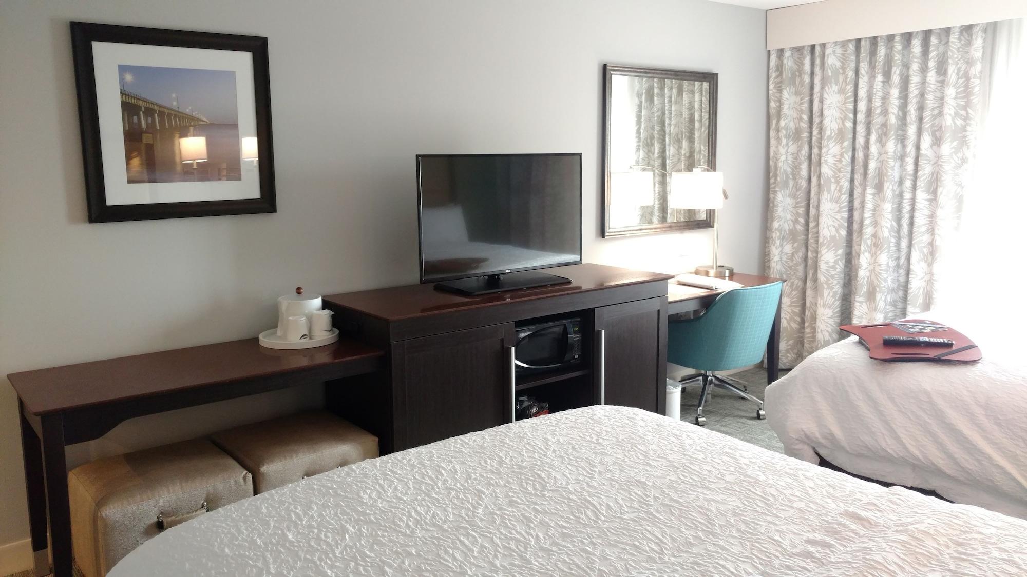 Hampton Inn- Suffolk Bagian luar foto